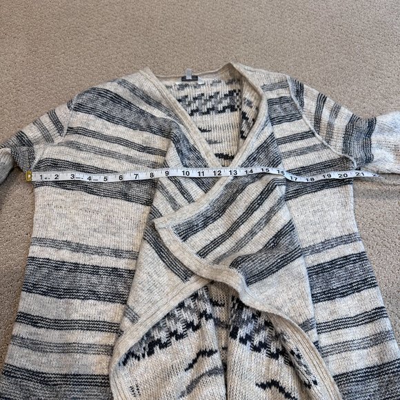 Lucky Brand Cardigan Sweater Boho Stripe Aztec Open Front Neutral MED #7W51782 - Picture 5 of 10